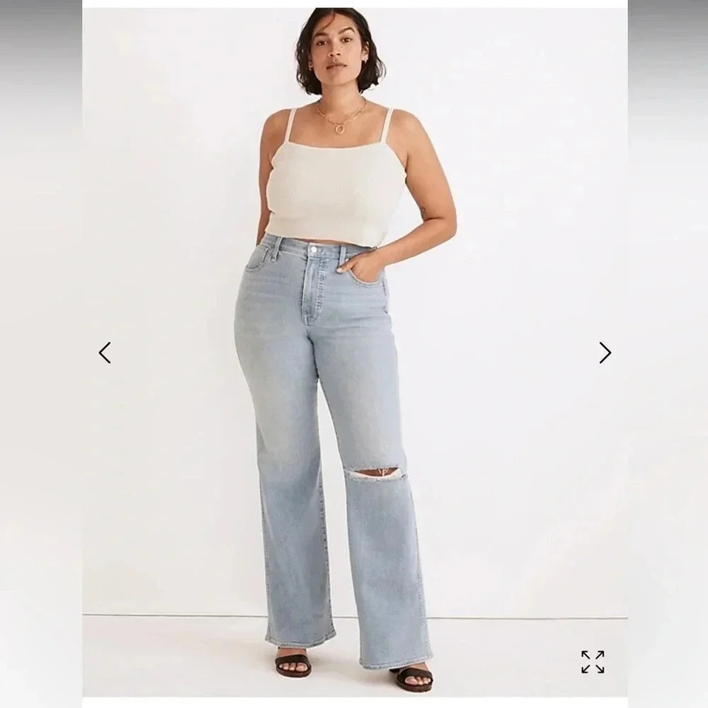 NWT Madewell 11" High-Rise Flare Jeans in Eversfield Wash: Knee-Rip Edition